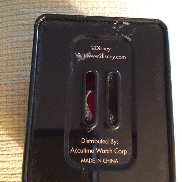 Disney Accutime Minnie Mouse Watch - Picture 5 of 5